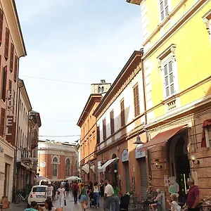 https://ravenna-a-casa-di-g.emilia-romagnahotels.net